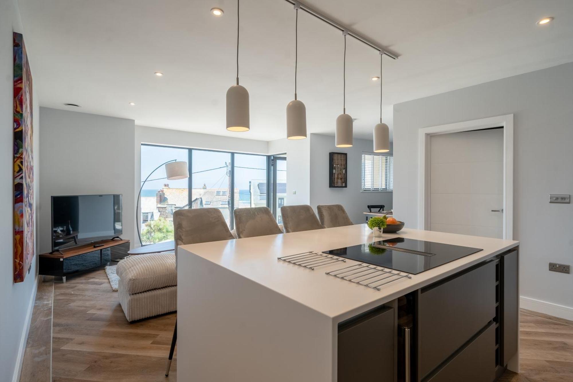 Bol Y Maer, Apartment